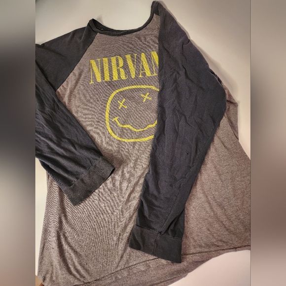 Nirvana smiley face tee 2xl grey black distressed - Picture 5 of 8